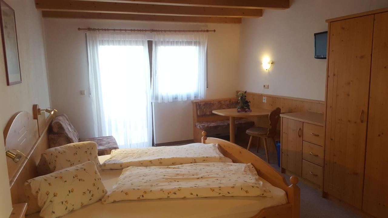 Gasthof Walde Hotel Rifiano Exterior photo